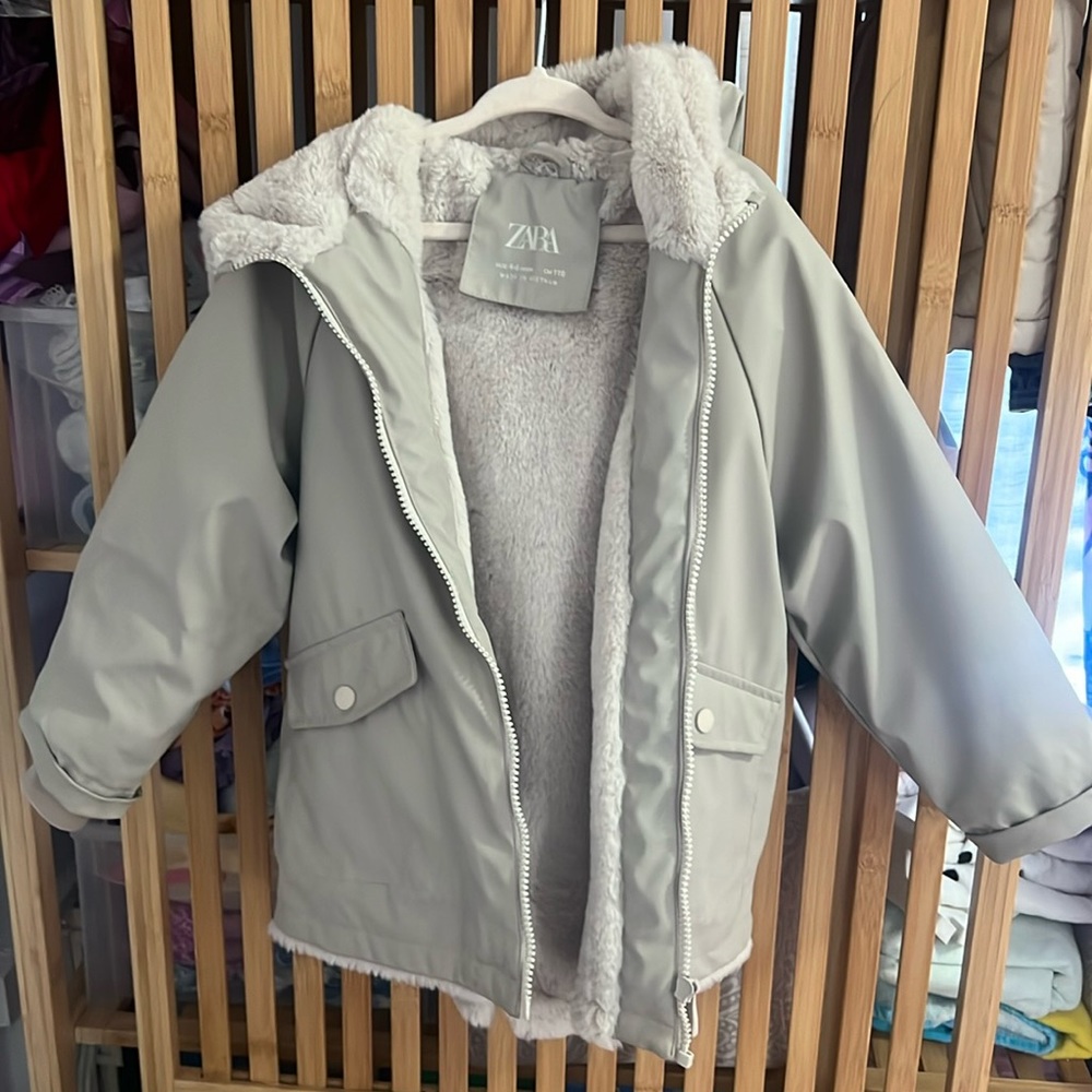 Zara toddler girls rain jacket size 4-5 yrs